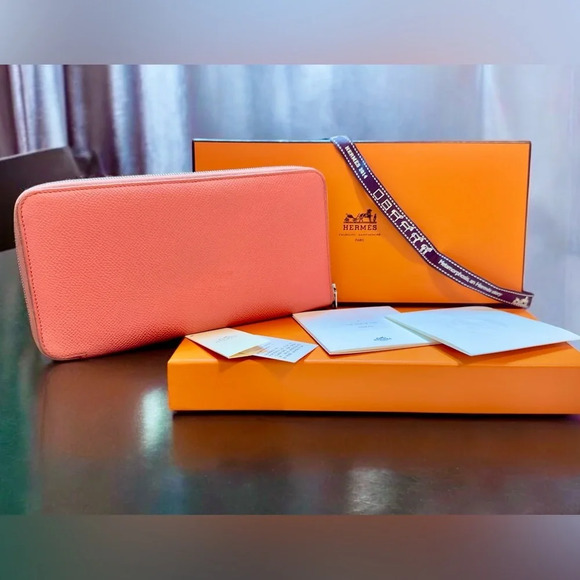 Hermes Handbags - 💐HERMES💐2014 Rose Silk'In Classique Long Wallet